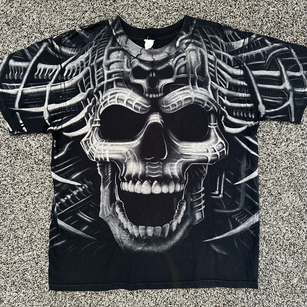 Vintage 90s large Liquid Blue black all over skull graphic tee